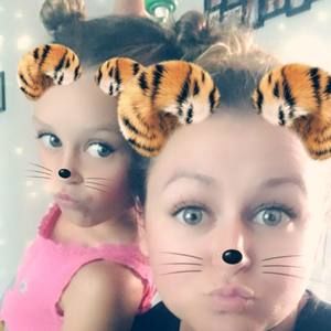 Meet your Posher, Kelly